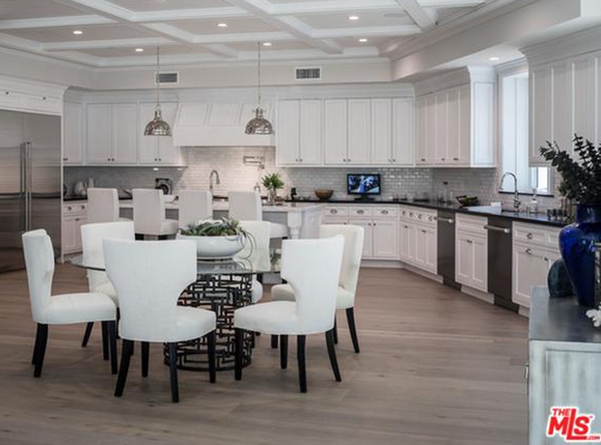 Jennifer Love Hewitt home